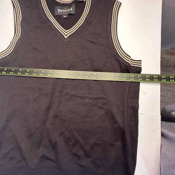Detailed. Men’s sweater vest. Size‎ medium. - Picture 7 of 8